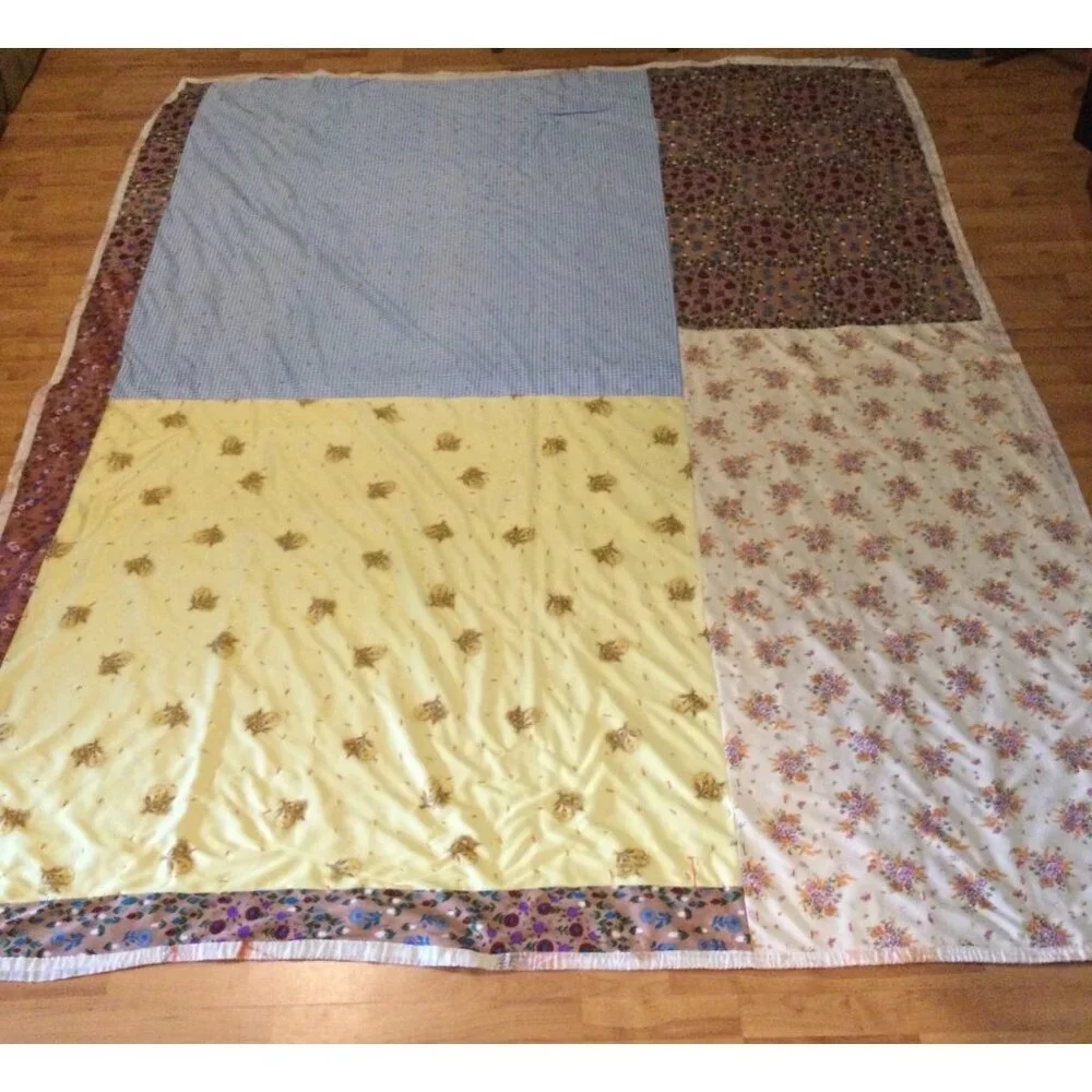 Vintage handmade Quilt Large Blocks floral gingham 82 x 105 blanket